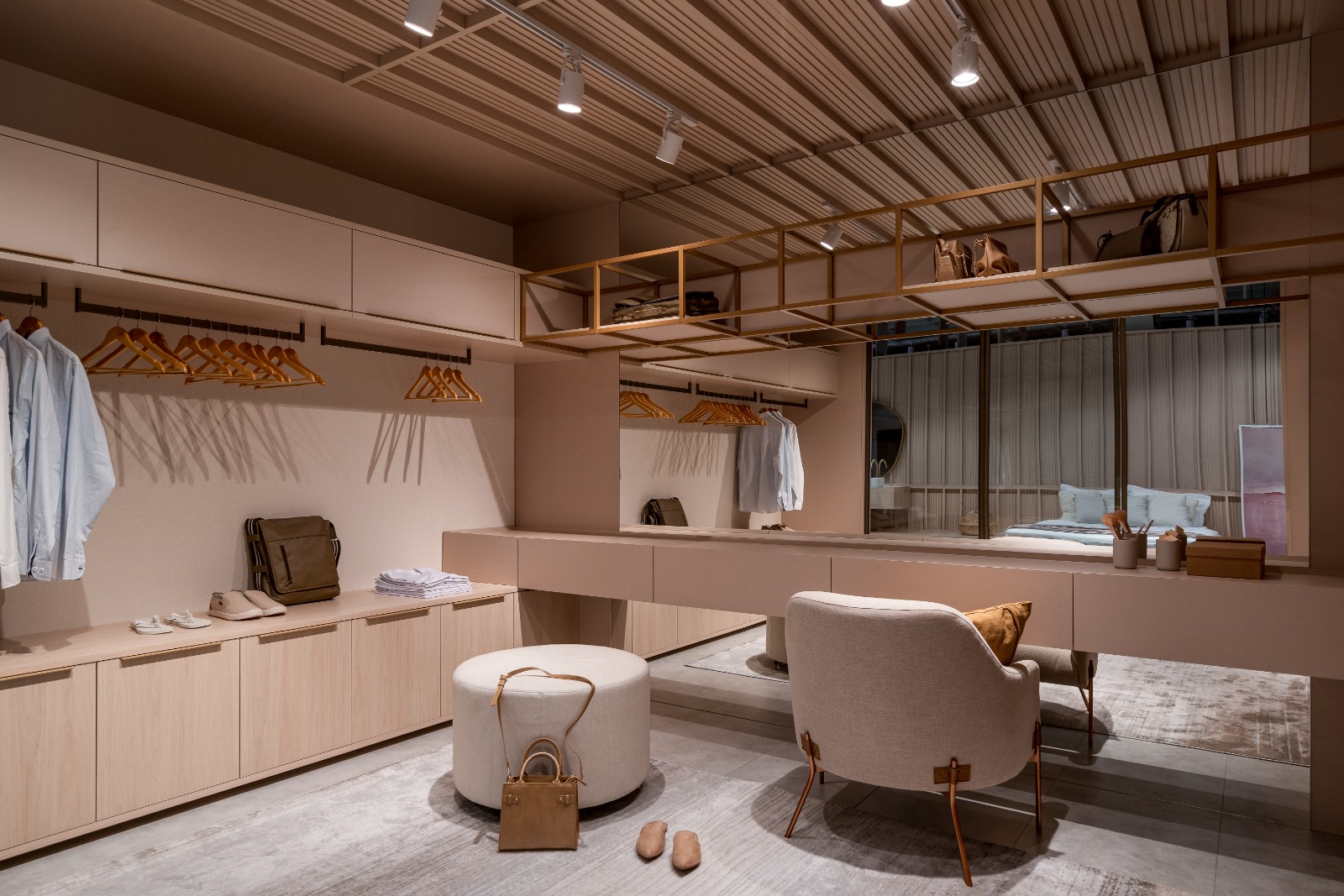Closet planejado em madeira